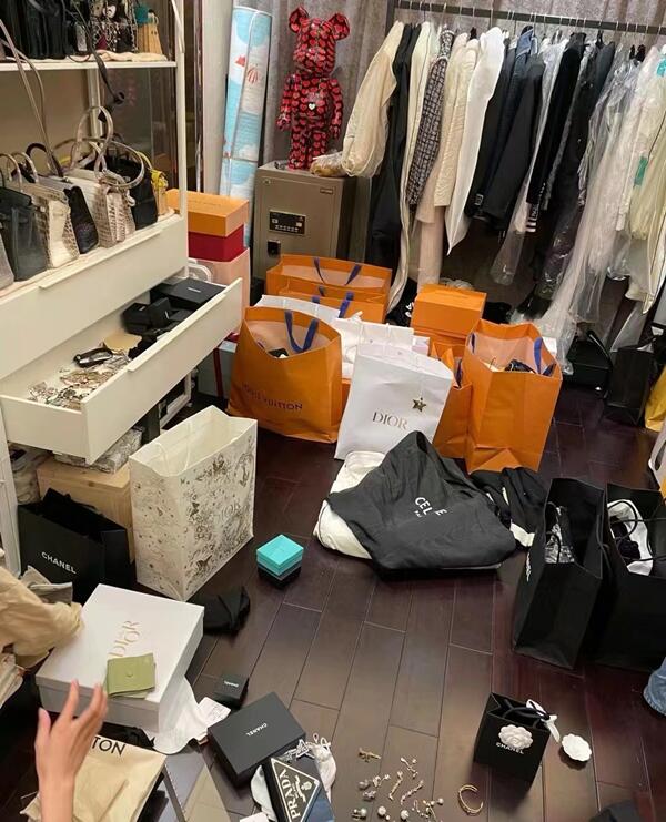 舟山回收顶奢鞋服
